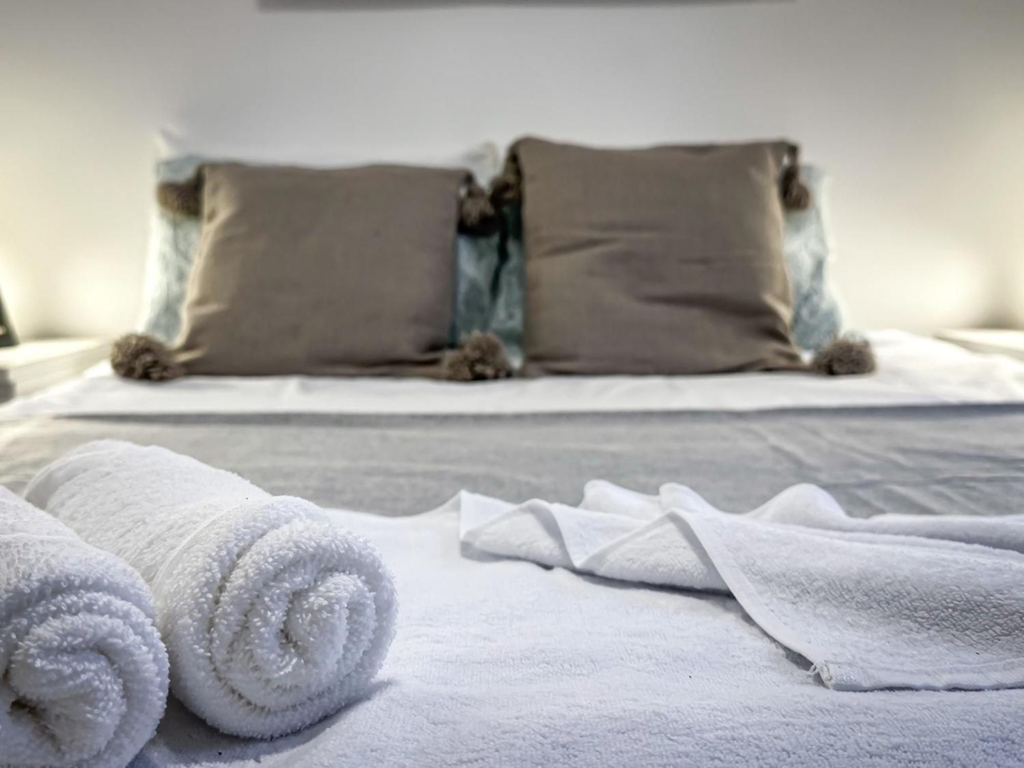 T2 Apartment -Cascais Center - 100M From Beach Esterno foto